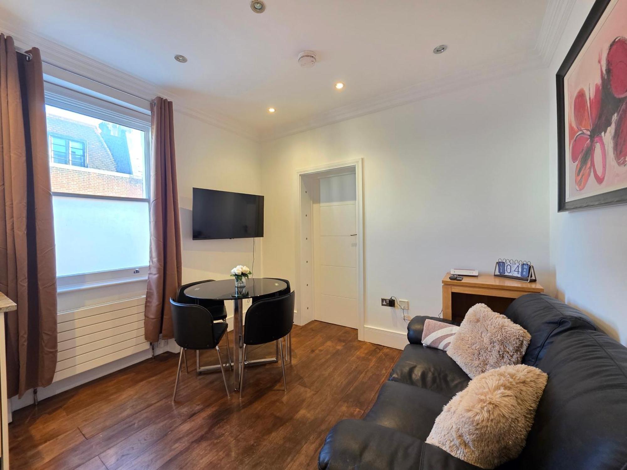 Charming 2 Bedroom Flat In Paddington Londen Buitenkant foto