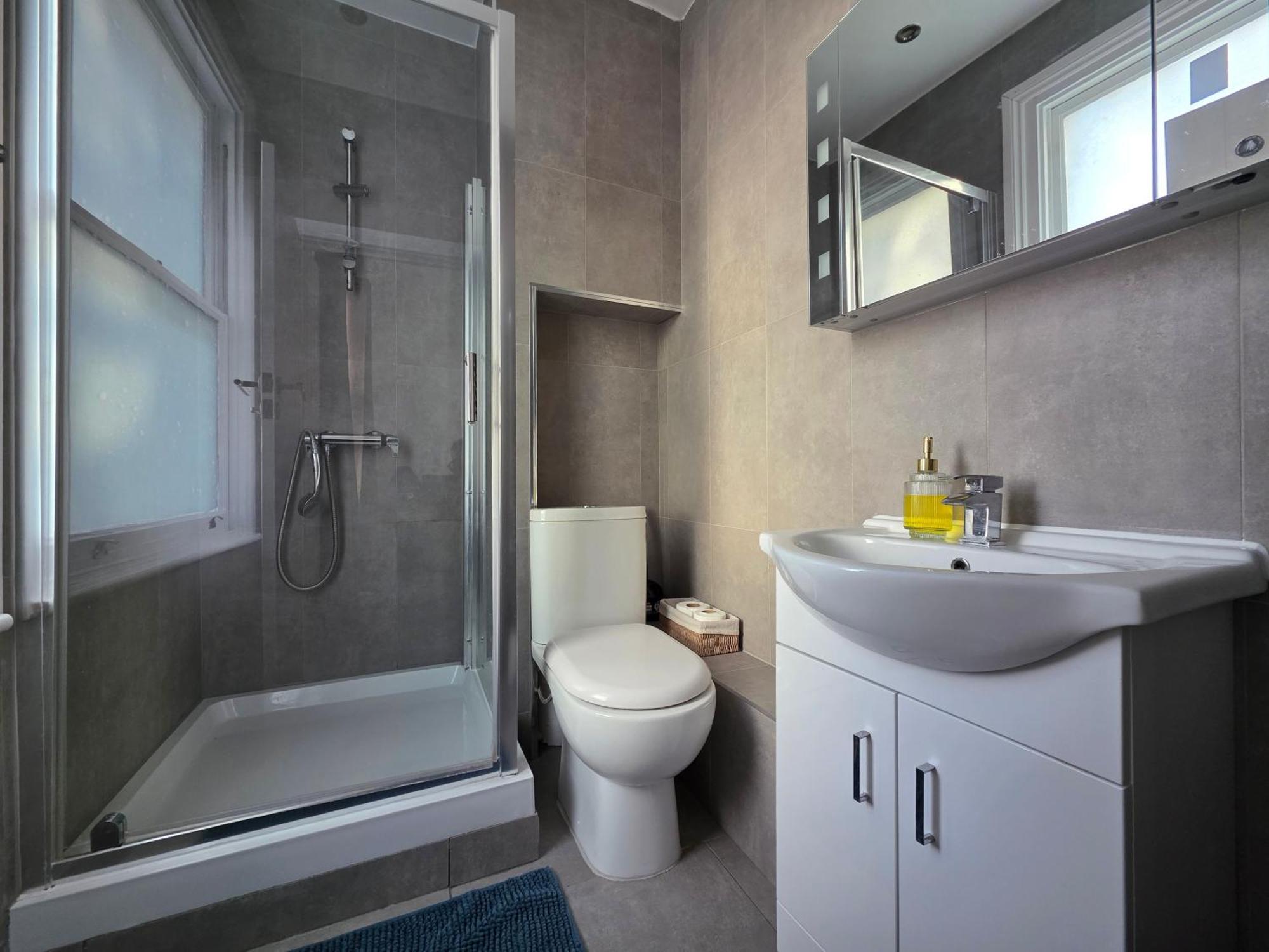 Charming 2 Bedroom Flat In Paddington Londen Buitenkant foto